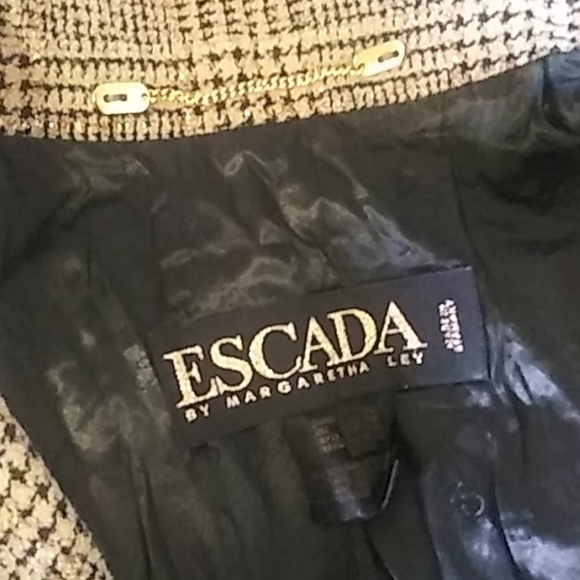 SOLD. Escada Vintage Jacket - Picture 2 of 14
